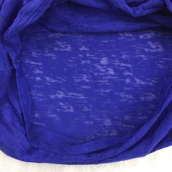 Seductions Cropped Tee Short Sleeve - Picture 6 of 8